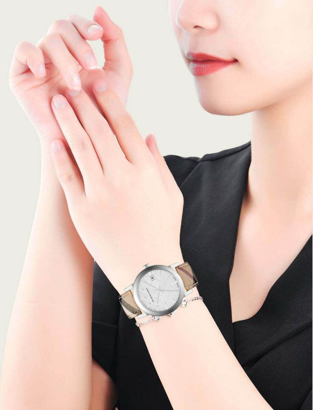 Montre Femme Burberry BU9025 The City Cuir Monogramme Argenté vue 3