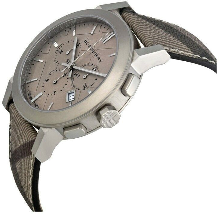 Détails du bracelet cuir Burberry BU9358 — Montres Outlet