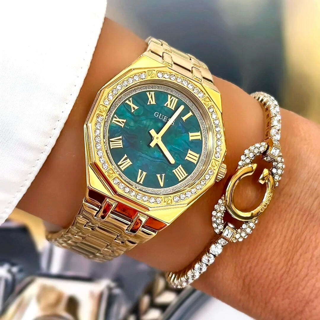 Montre Guess Desire GW0770L2 pour Femme, Cadran Vert Nacré, Bracelet Acier Doré vue 4