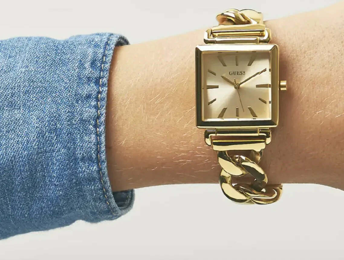 Montre Guess W1029L2 Vanity pour Femme en Acier Doré - Boîtier Rectangulaire vue 2