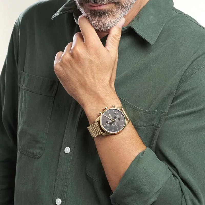 Montre Homme Hugo Boss Skymaster 1513838, Cadran Noir, Boîtier et Bracelet Maille Milanaise Or vue 3