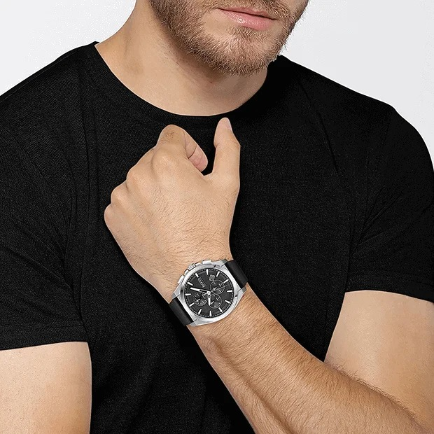 Montre Homme Hugo Boss Grandmaster 1513881 - Chronographe Cadran Noir Bracelet Cuir vue 4