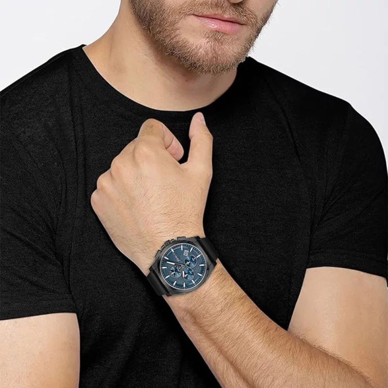 Montre Homme Hugo Boss Grandmaster 1513883 chronographe bleu cuir noir vue 4