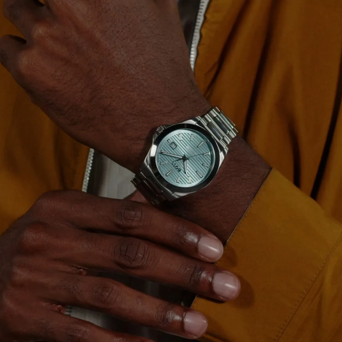 Montre Homme Hugo Boss 1514171 Strike - Cadran Turquoise & Bracelet Acier Argenté vue 4