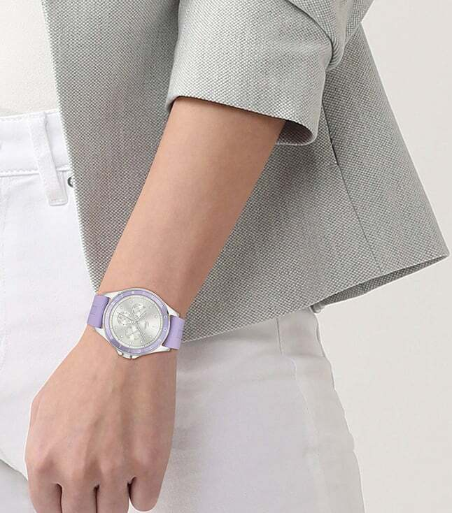 Montre Femme Lacoste Swing 2001300 bracelet silicone lilas cadran multifonctions vue 4