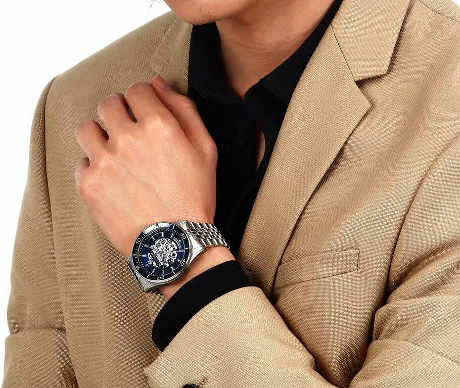 Montre Homme Maserati Automatique Squelette Acier Argenté Cadran Bleu R8823140011 vue 4