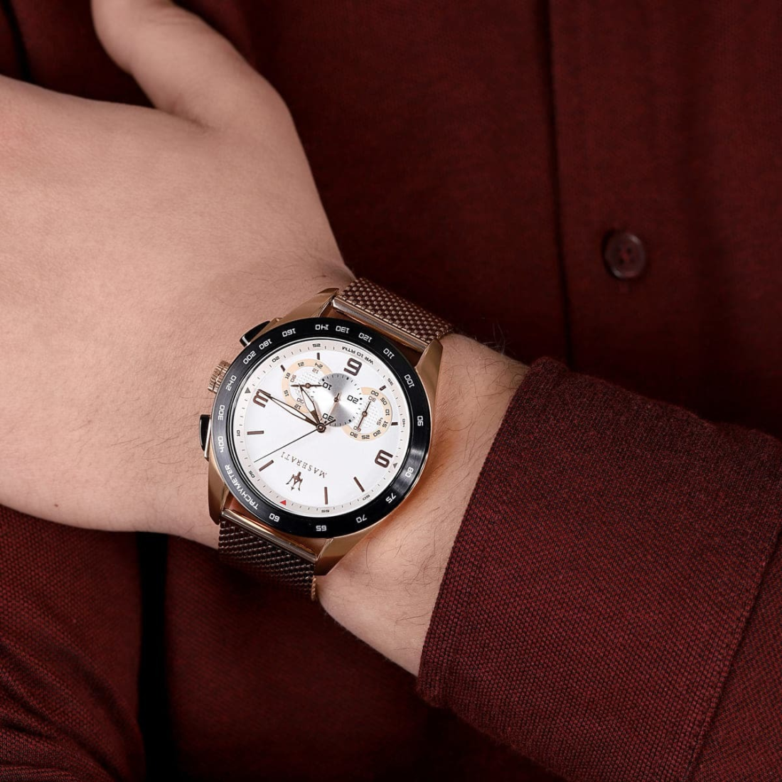 Montre Homme Maserati Traguardo R8873612011 bracelet maille milanaise or rose vue 4