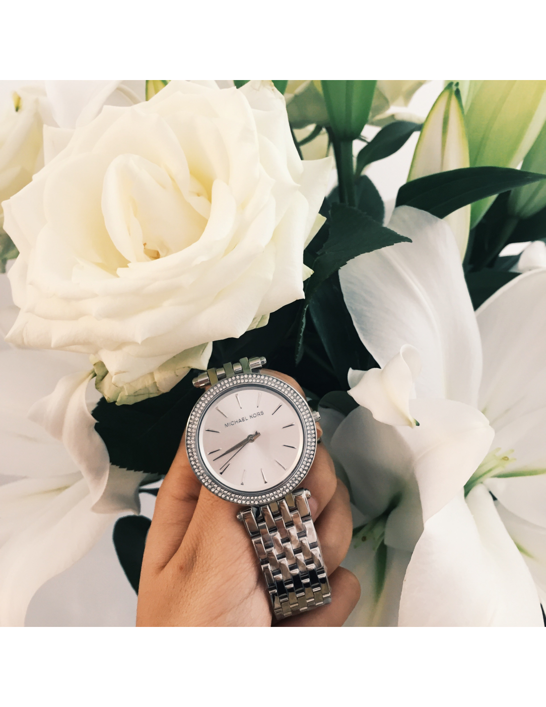 Montre Michael Kors MK3190 en acier doré avec lunette et cadran sertis de cristaux vue 4