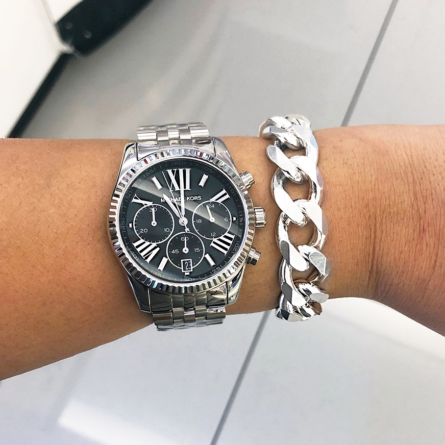 Montre Michael Kors MK5708 Chronographe Unisexe en Acier Doré et Cadran Noir vue 4