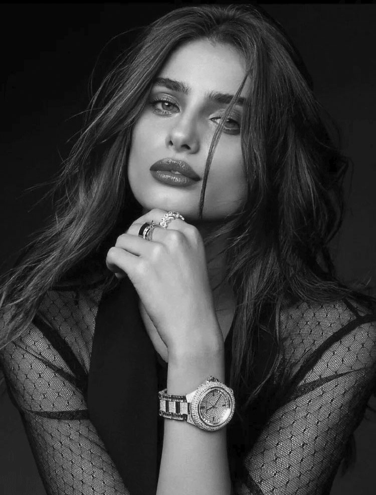 Montre Femme Michael Kors MK5862 Camille - Cadran et Boîtier en Acier Doré Rose Pavés de Cristaux vue 4