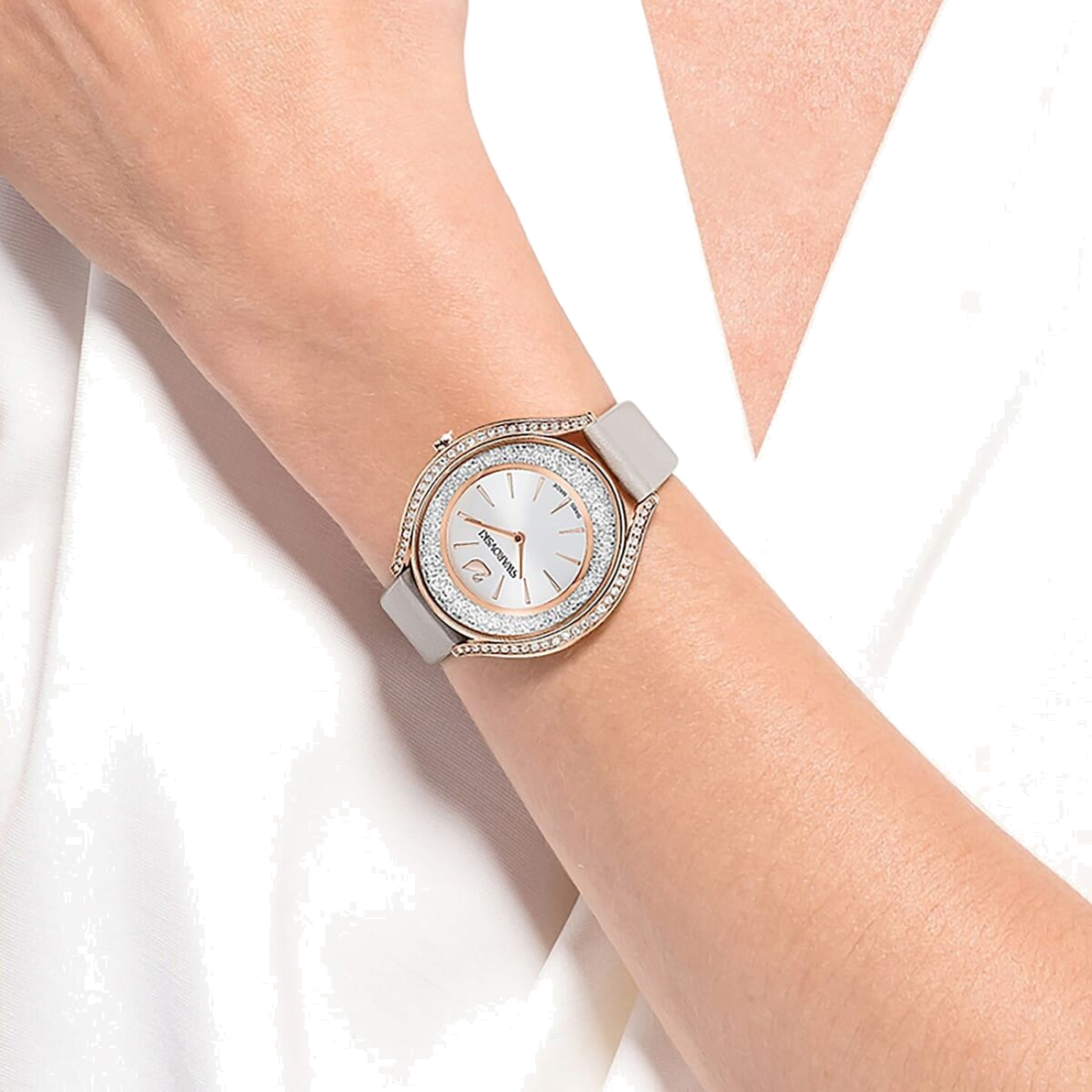 Montre Femme Swarovski Crystalline Aura 5519450 Cadran Cristaux, Boîtier Or Rose, Bracelet Cuir Beige vue 3