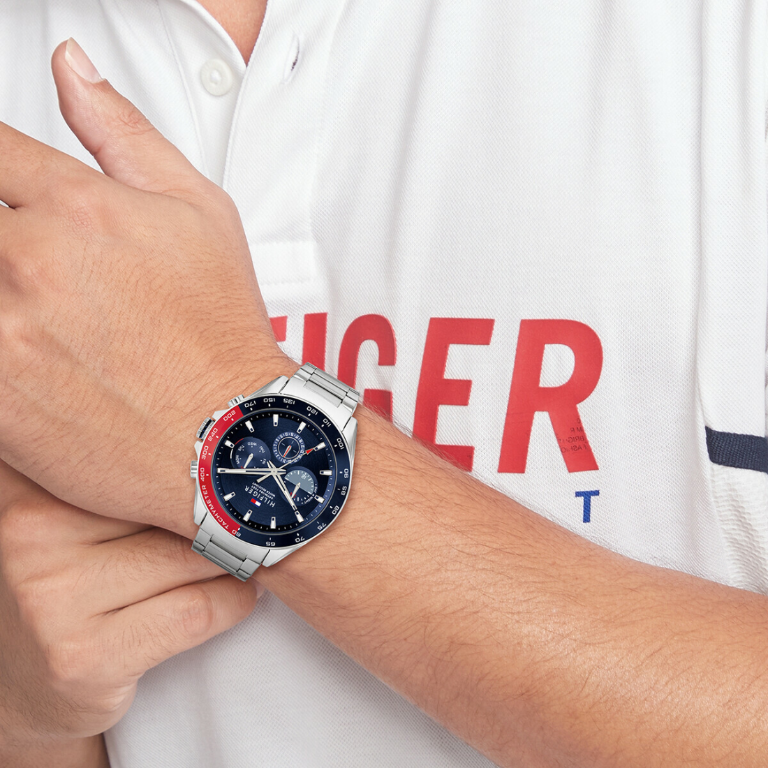 Montre Homme Tommy Hilfiger 1791968 - Boîtier Acier Argenté 46mm, Cadran Bleu Multifonctions vue 4